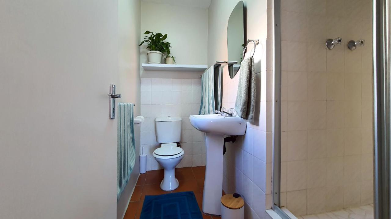 Escape To Paradise: Beachside Apartment Jeffreys Bay Bagian luar foto